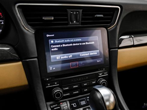 Used 2017 Porsche 911 Turbo image 77