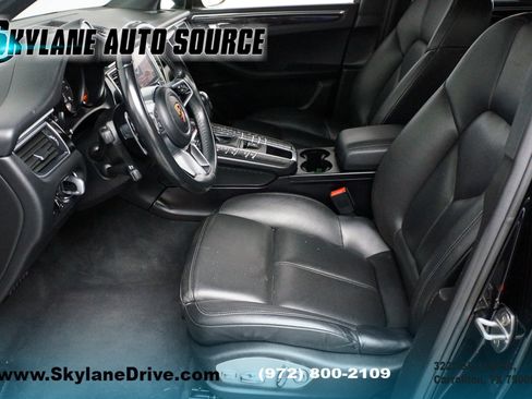 Used 2018 Porsche Macan Sport Edition image 11