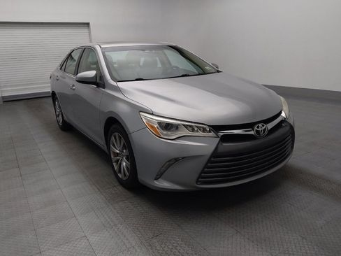Used 2015 Toyota Camry XLE image 13