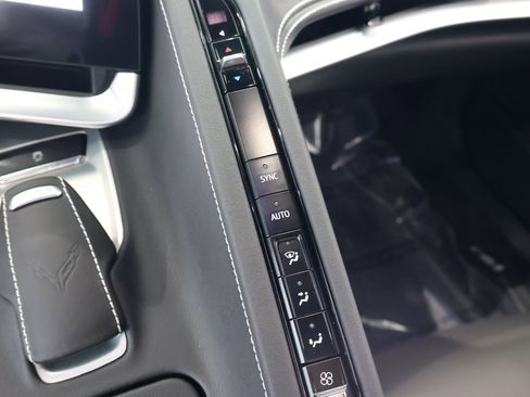 Used 2025 Chevrolet Corvette Z06 image 23