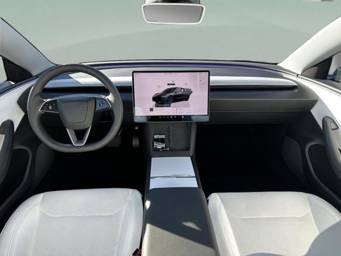 Used 2025 Tesla Model 3 Long Range image 15
