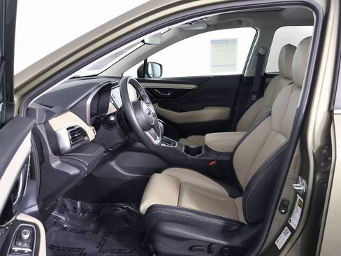 Used 2024 Subaru Outback Limited AWD/4WD image 10
