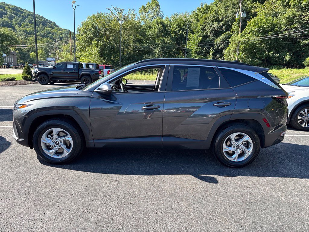 Used 2023 Hyundai Tucson SEL AWD/4WD image 2