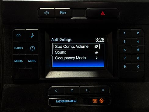 Used 2018 Ford F550 4x4 Crew Cab Super Duty image 9