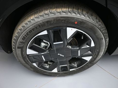 New 2026 Kia Sportage SX FWD image 12