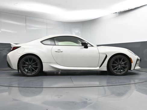 Certified 2024 Toyota GR86 Premium image 25