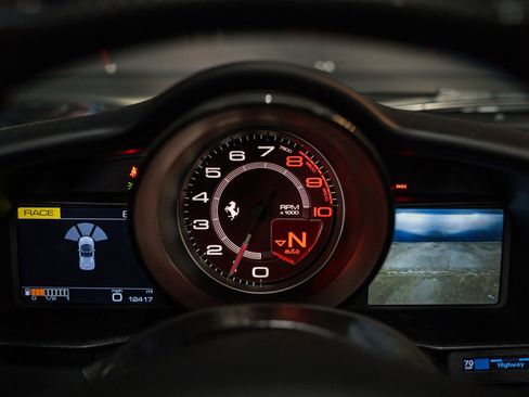 Used 2018 Ferrari 488 Spider RWD image 19