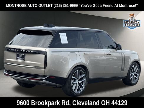 Used 2025 Land Rover Range Rover SE image 4