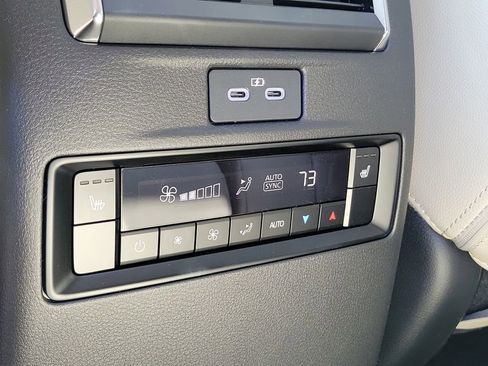 New 2026 MAZDA CX-90 3.3 Turbo w/ Preferred Package image 16