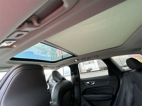 Certified 2021 Volvo XC60 T5 Inscription image 24