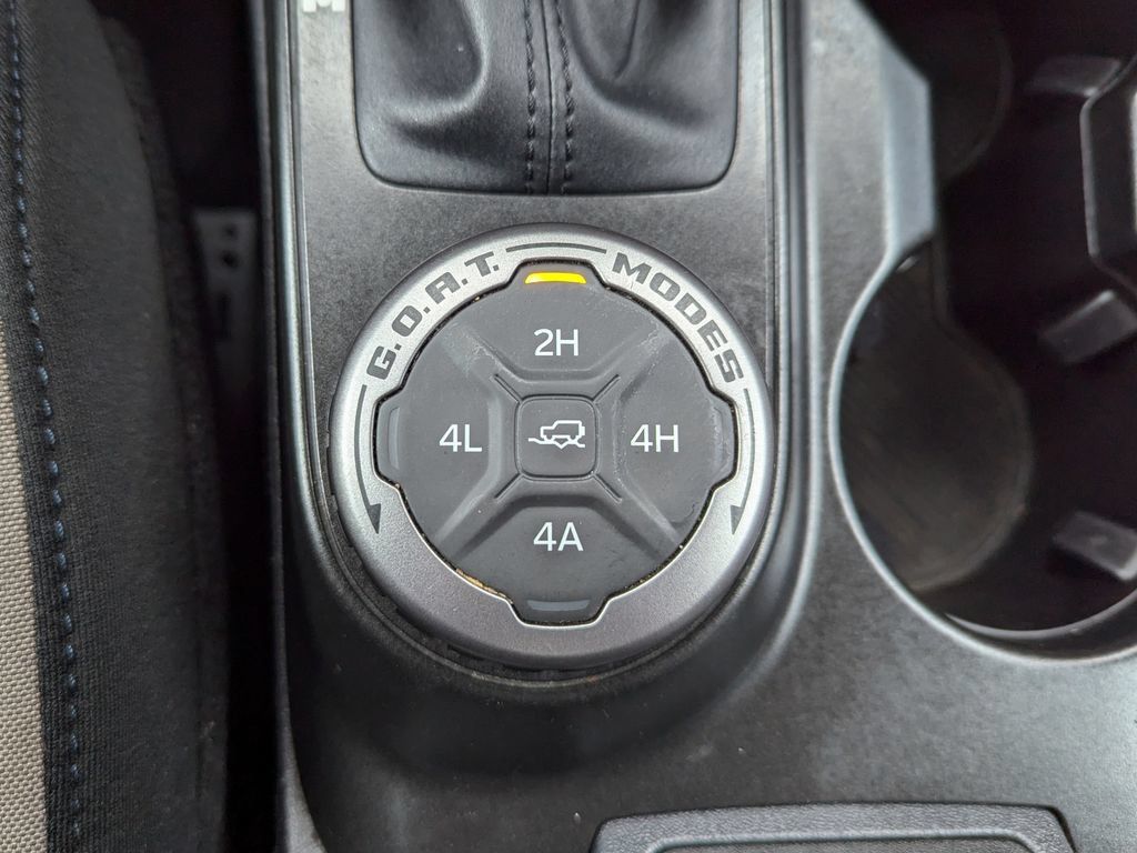 Used 2021 Ford Bronco Wildtrak AWD/4WD image 32