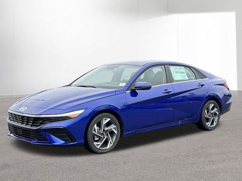 New 2026 Hyundai Elantra Limited image 11