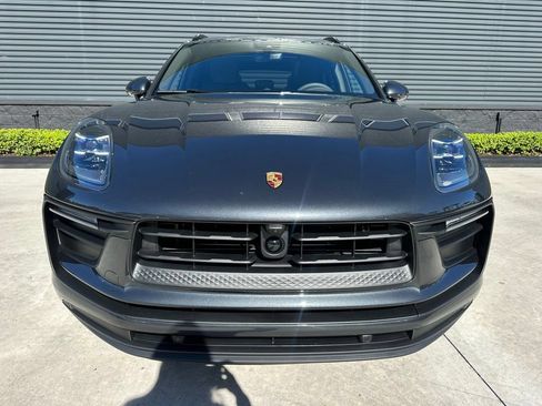 Used 2026 Porsche Macan AWD/4WD image 8
