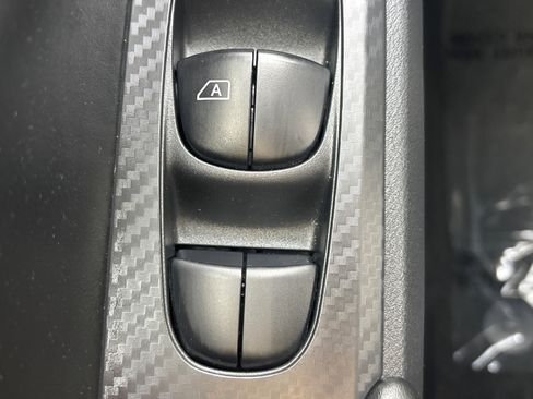 Used 2025 Nissan Altima 2.5 S image 46