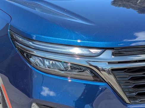 Used 2023 Chevrolet Equinox RS FWD image 10