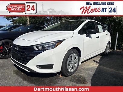 New 2025 Nissan Versa S w/ Trunk Package
