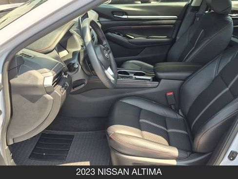 Used 2023 Nissan Altima 2.5 SR FWD image 14