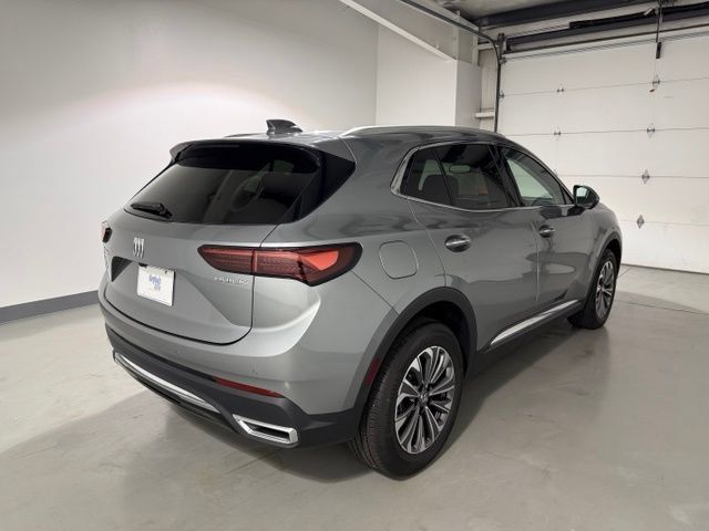 Certified 2025 Buick Envision Preferred AWD/4WD image 7