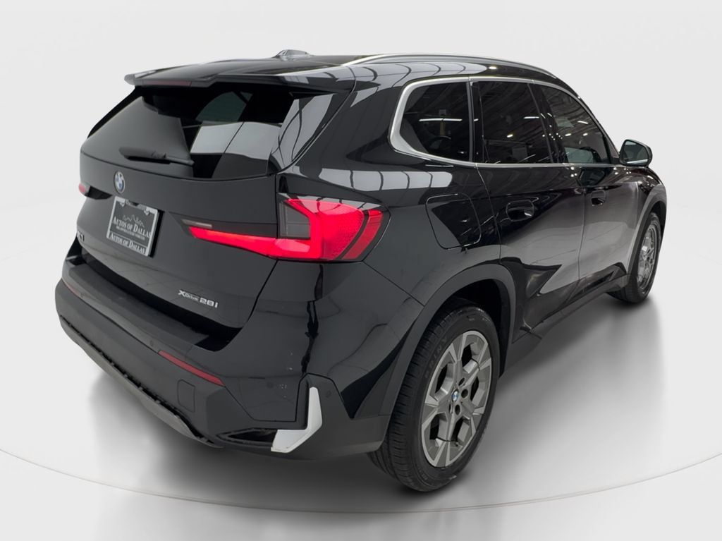 Used 2023 BMW X1 xDrive28i w/ Convenience Package AWD/4WD image 7