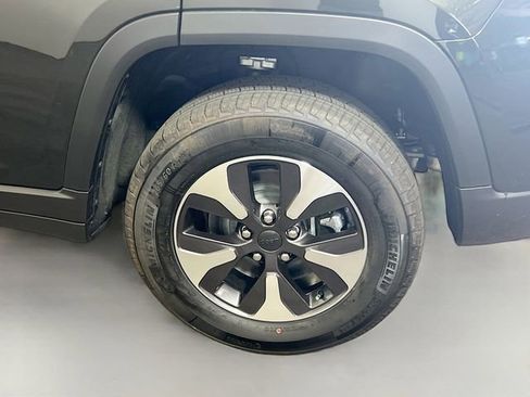 Used 2024 Jeep Grand Cherokee Limited 4xe w/ Luxury Tech Group II image 27