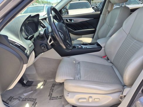 Used 2015 INFINITI Q50 Hybrid AWD w/ Navigation Package image 15