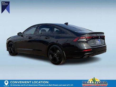 Used 2025 Honda Accord Sport image 2