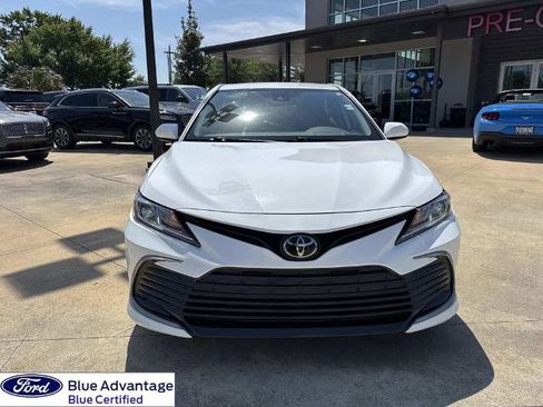 Used 2023 Toyota Camry LE FWD image 4