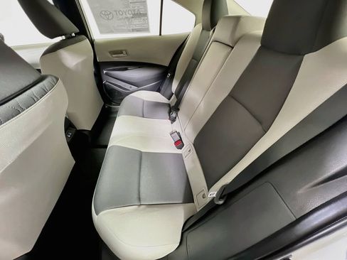 Certified 2025 Toyota Corolla LE FWD image 21