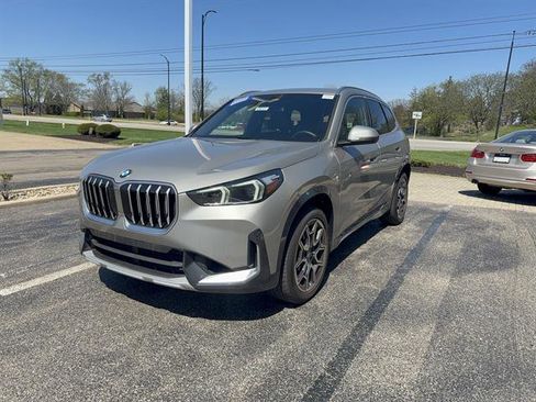 New 2025 BMW X1 xDrive28i w/ Convenience Package AWD/4WD image 7