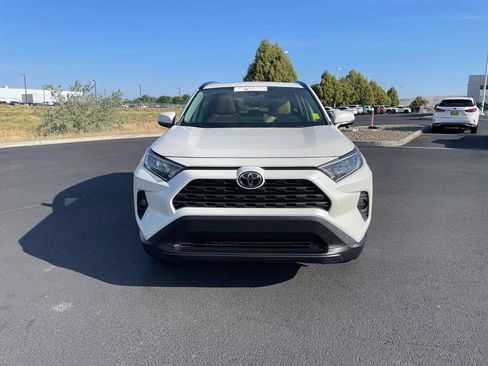 Certified 2021 Toyota RAV4 XLE Premium AWD/4WD image 8