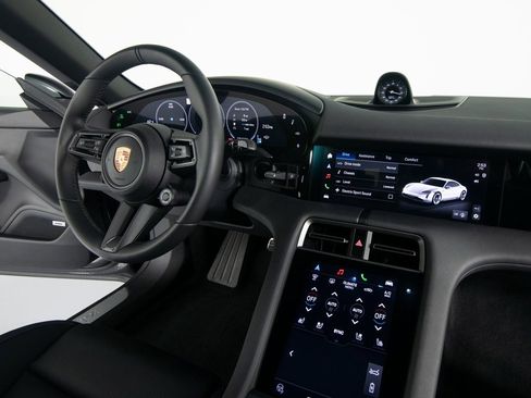 Certified 2025 Porsche Taycan 4S image 30