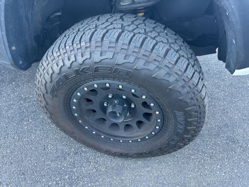 Used 2019 Toyota Tacoma TRD Off-Road image 27