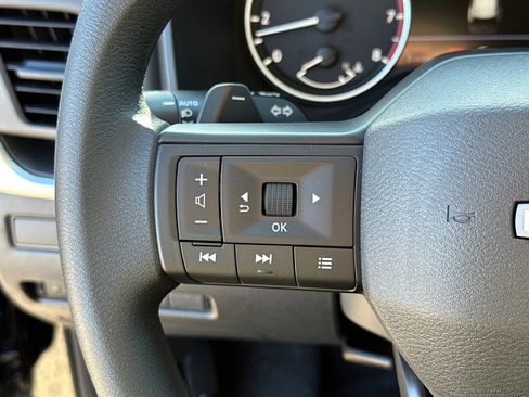 New 2026 Nissan Rogue S image 25