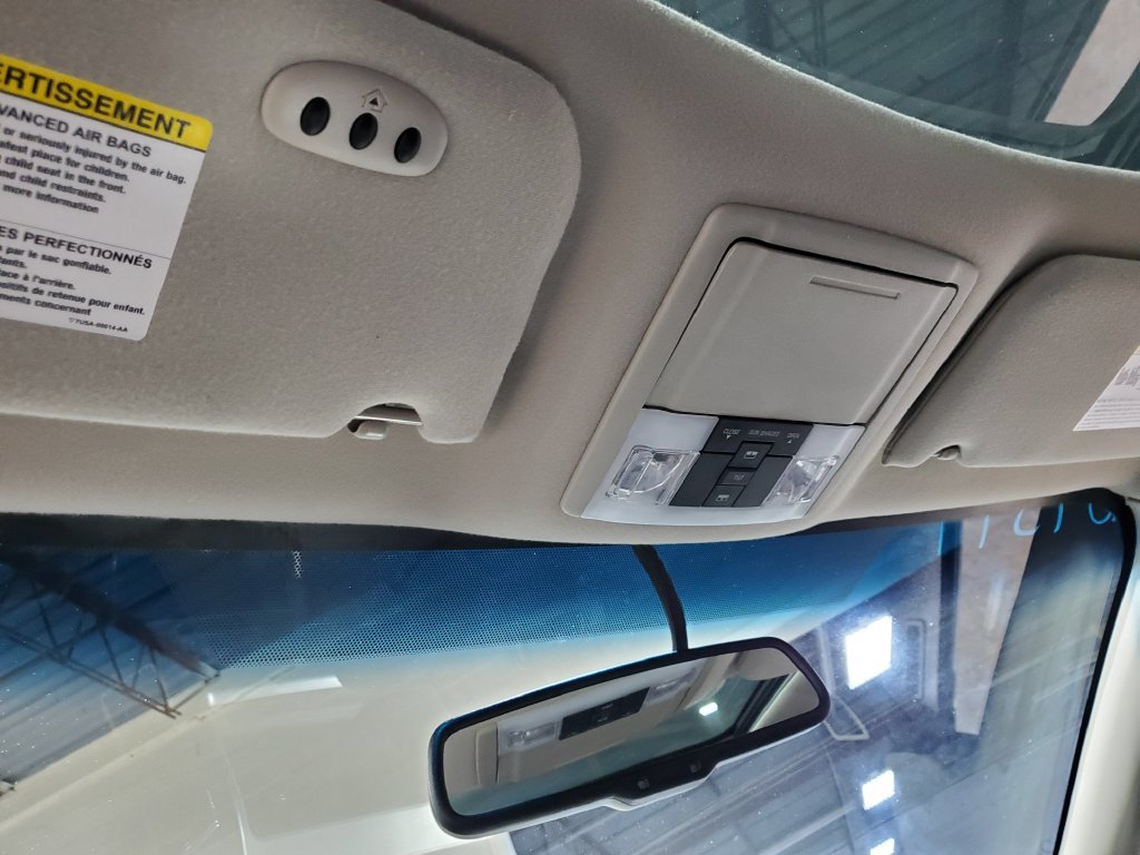 Used 2008 Ford Edge Limited AWD/4WD image 30