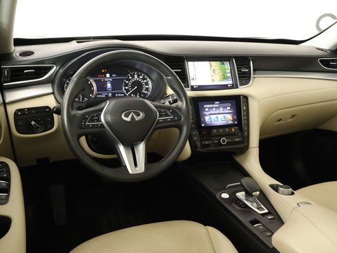 Used 2022 INFINITI QX50 Sensory AWD/4WD image 2