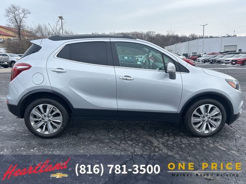Used 2019 Buick Encore Preferred image 5