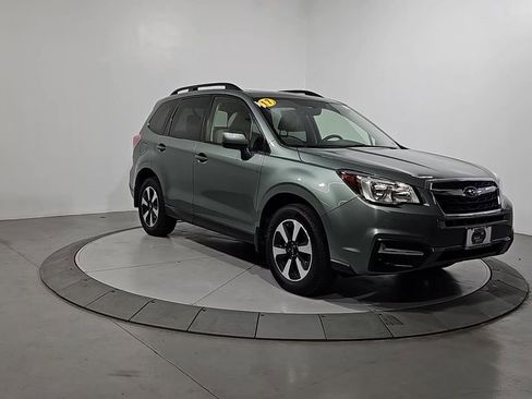 Used 2017 Subaru Forester 2.5i Premium w/ Popular Package #2A image 8