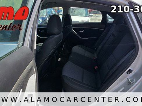 Used 2016 Hyundai Elantra GT image 26