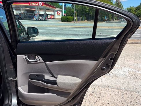 Used 2013 Honda Civic LX image 13
