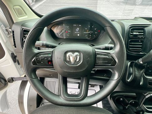 Used 2023 RAM ProMaster 2500 image 17