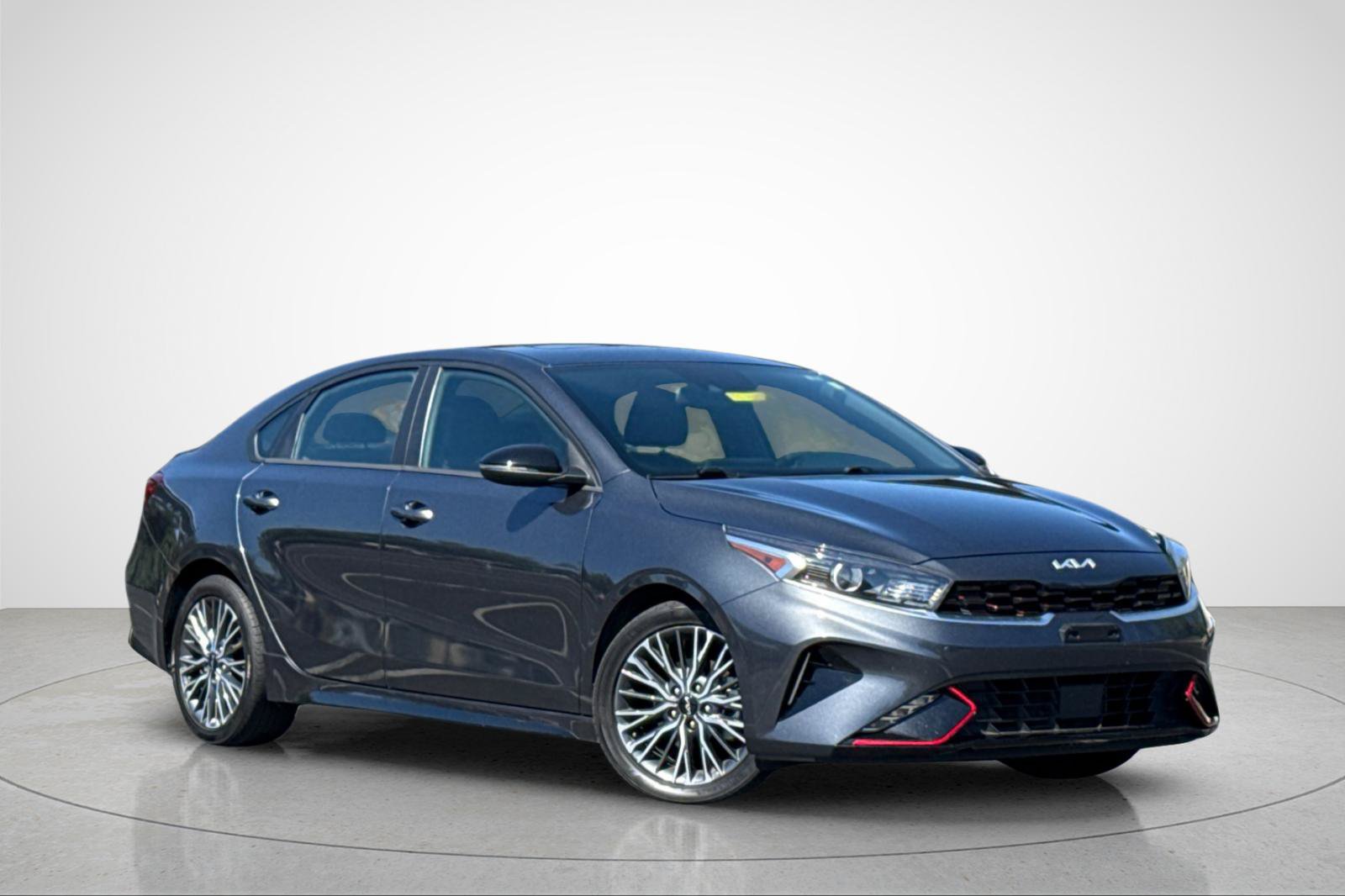 Used 2024 Kia Forte GT-Line w/ GT-Line Premium Package FWD image 2