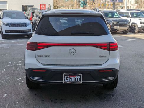 New 2025 Mercedes-Benz EQB 300 4MATIC image 4