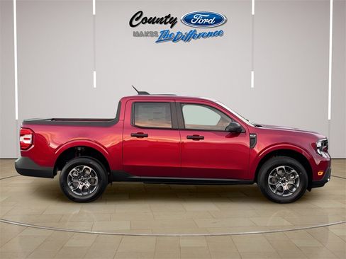 New 2026 Ford Maverick XLT image 24
