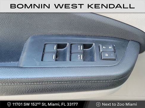 Used 2021 Honda Pilot EX image 23