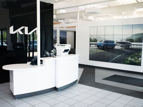 Used 2024 Kia Telluride S w/ S Sunroof Package image 10