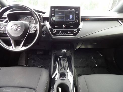 Used 2021 Toyota Corolla SE w/ SE Preferred Package FWD image 17