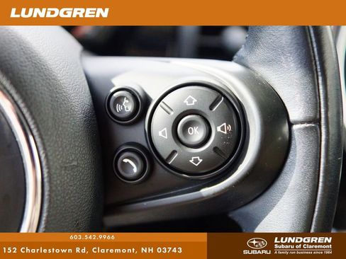 Used 2019 MINI Cooper 4-Door Hardtop image 16