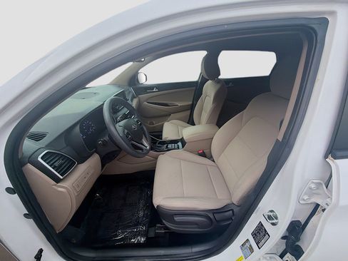 Used 2021 Hyundai Tucson SE FWD image 16