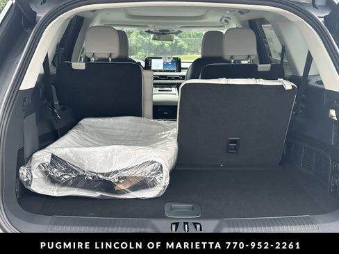 New 2026 Lincoln Aviator Reserve RWD image 18