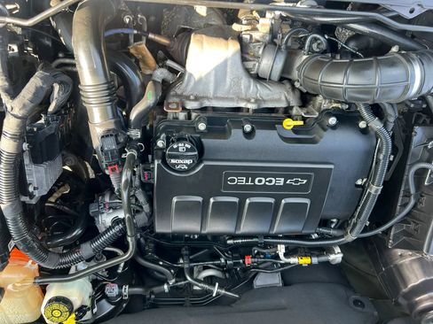 Used 2016 Chevrolet Cruze LT FWD image 26